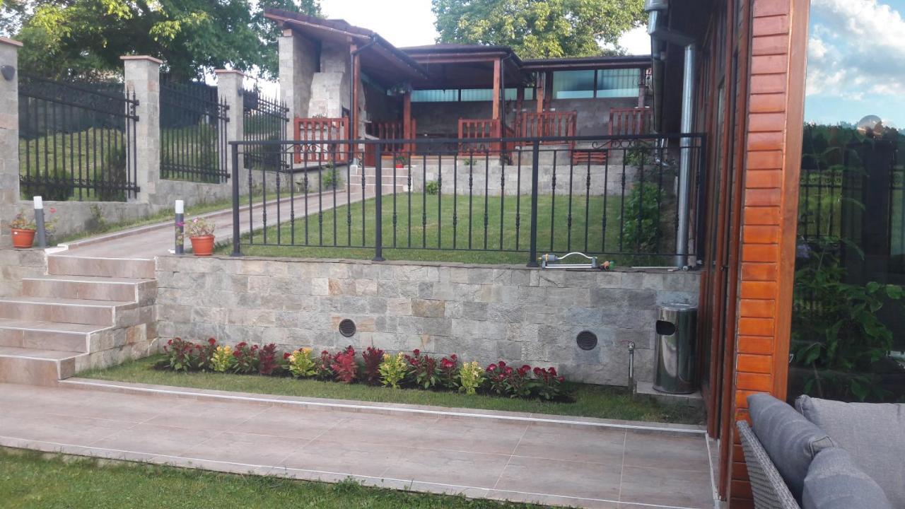 Lakata Guest House Zasele Exterior foto